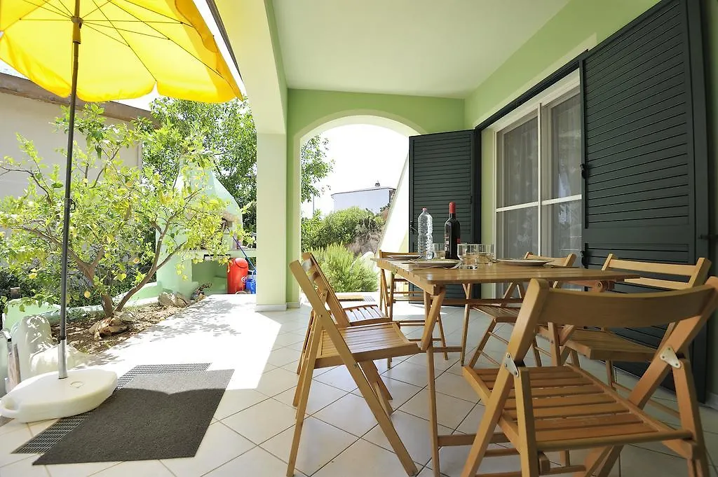 Apartment Verde Santa Maria Navarrese 0*,  Italia